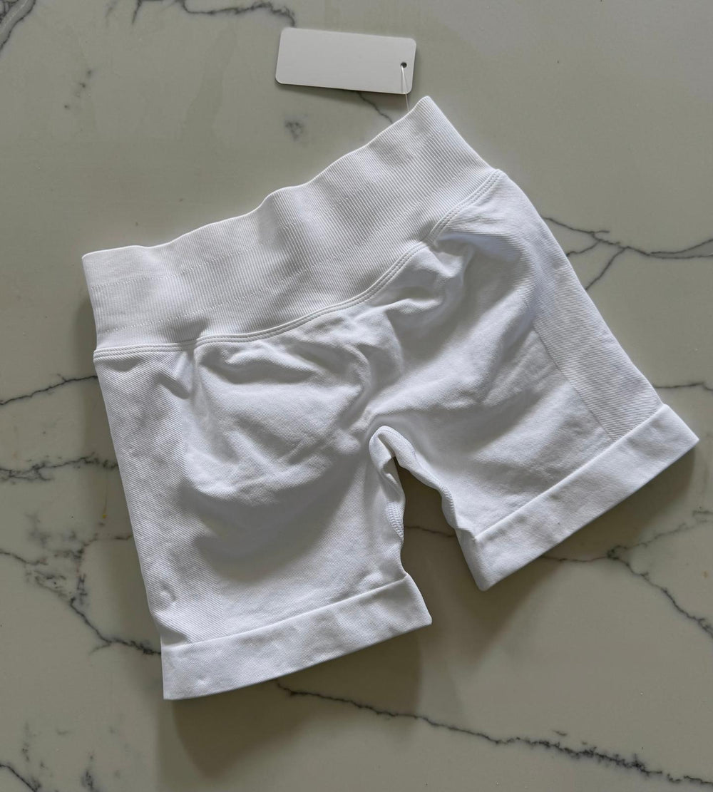 Signature Shorts - Cloud